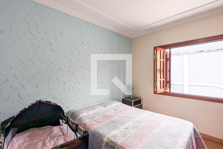 Casa à venda com 347m², 4 quartos e 4 vagas Casa à venda com 347m², 4 quartos e 4 vagasQuarto 2