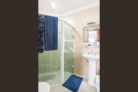 Casa à venda com 347m², 4 quartos e 4 vagas Casa à venda com 347m², 4 quartos e 4 vagasBanheiro da suíte 1