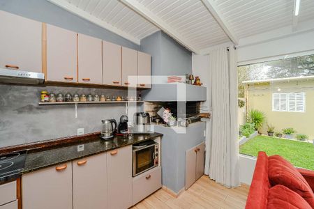 Casa à venda com 280m², 2 quartos e 2 vagas Casa à venda com 280m², 2 quartos e 2 vagasCozinha