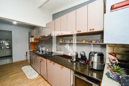 Casa à venda com 280m², 2 quartos e 2 vagas Casa à venda com 280m², 2 quartos e 2 vagasCozinha