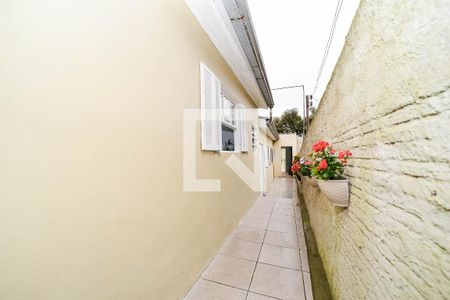 Casa à venda com 280m², 2 quartos e 2 vagas Casa à venda com 280m², 2 quartos e 2 vagasLateral Casa