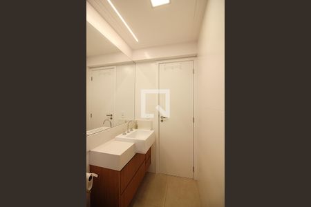 Apartamento à venda com 96m², 3 quartos e 2 vagasBanheiro Social