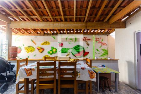 Casa à venda com 250m², 4 quartos e 1 vaga Casa à venda com 250m², 4 quartos e 1 vagaCozinha casa 1