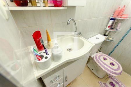 Casa à venda com 250m², 4 quartos e 1 vaga Casa à venda com 250m², 4 quartos e 1 vagaBanheiro da casa 2