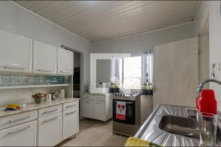 Casa à venda com 250m², 4 quartos e 1 vaga Casa à venda com 250m², 4 quartos e 1 vagaCozinha da casa 2