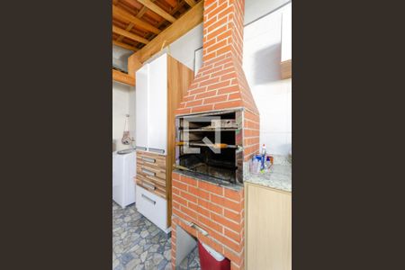 Casa à venda com 250m², 4 quartos e 1 vaga Casa à venda com 250m², 4 quartos e 1 vagaCozinha casa 1