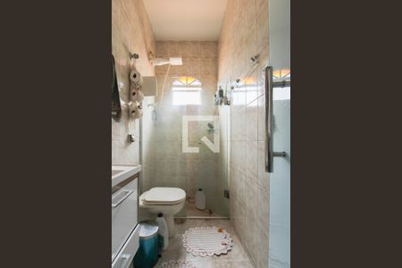 Casa à venda com 180m², 3 quartos e 5 vagas Casa à venda com 180m², 3 quartos e 5 vagasCasa 2 - Banheiro Social