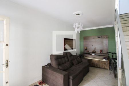 Casa à venda com 180m², 3 quartos e 5 vagas Casa à venda com 180m², 3 quartos e 5 vagasCasa 2 - Sala 1