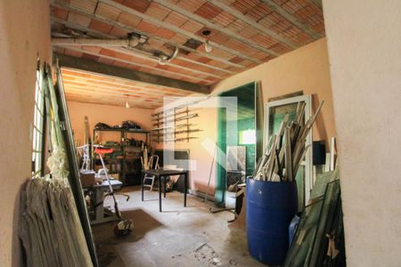 Casa à venda com 180m², 3 quartos e 5 vagas Casa à venda com 180m², 3 quartos e 5 vagasAnexo - Casa 1