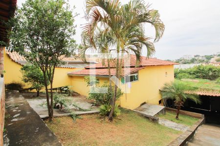 Casa à venda com 180m², 3 quartos e 5 vagas Casa à venda com 180m², 3 quartos e 5 vagasJardim - Casa 1