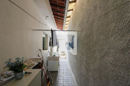 Casa à venda com 180m², 3 quartos e 5 vagas Casa à venda com 180m², 3 quartos e 5 vagasÁrea de serviço - Casa 1