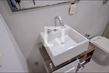 Apartamento à venda com 126m², 3 quartos e 2 vagasBanheiro Social