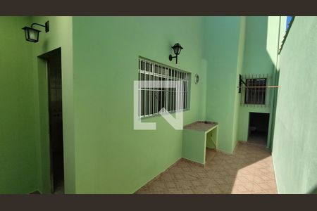 Casa à venda com 259m², 3 quartos e 2 vagas Casa à venda com 259m², 3 quartos e 2 vagasÁrea Externa