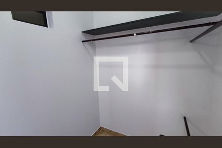 Casa à venda com 259m², 3 quartos e 2 vagas Casa à venda com 259m², 3 quartos e 2 vagasCloset do quarto 2