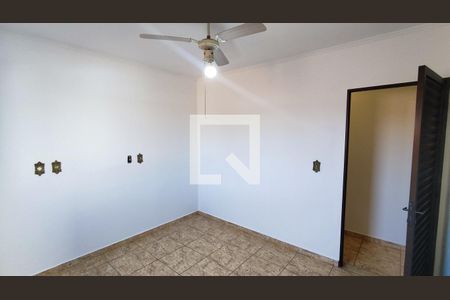 Casa à venda com 259m², 3 quartos e 2 vagas Casa à venda com 259m², 3 quartos e 2 vagasQuarto 2