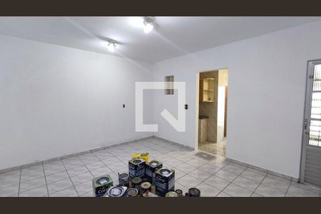 Casa à venda com 259m², 3 quartos e 2 vagas Casa à venda com 259m², 3 quartos e 2 vagasEdícula
