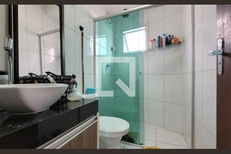 Apartamento à venda com 200m², 3 quartos e sem vaga Apartamento à venda com 200m², 3 quartos e sem vagaBanheiro da suíte