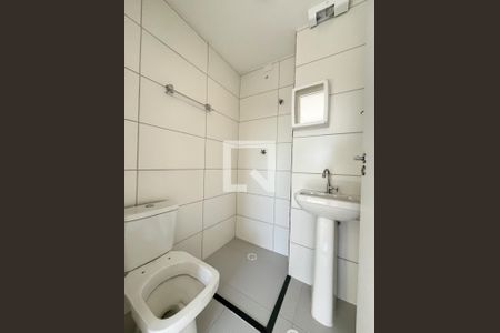 Apartamento para alugar com 28m², 1 quarto e sem vaga Apartamento para alugar com 28m², 1 quarto e sem vagaBanheiro da Suíte