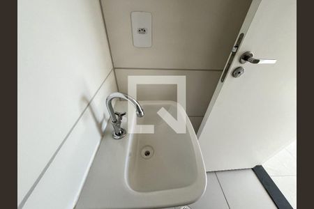 Apartamento para alugar com 28m², 1 quarto e sem vaga Apartamento para alugar com 28m², 1 quarto e sem vagaBanheiro da Suíte