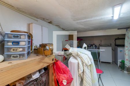 Casa à venda com 120m², 3 quartos e 1 vagaÁrea de Serviço / Lavanderia