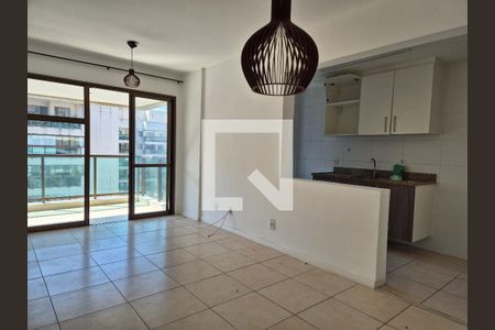 Sala de apartamento à venda com 2 quartos, 66m² em Recreio dos Bandeirantes, Rio de Janeiro