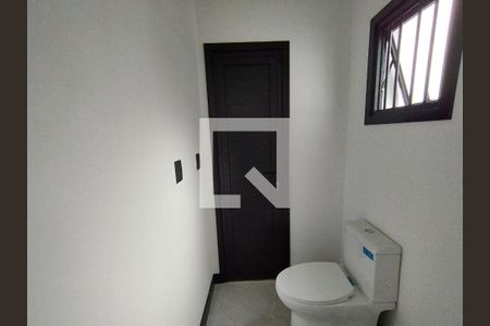 Casa à venda com 160m², 3 quartos e 2 vagas Casa à venda com 160m², 3 quartos e 2 vagasBanheiro 3