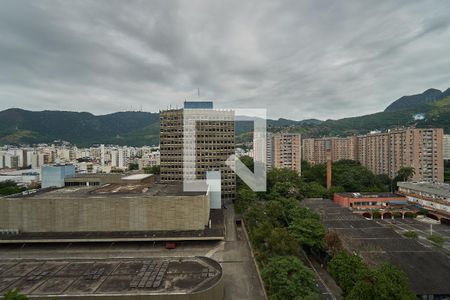 Apartamento à venda com 56m², 1 quarto e 1 vaga Apartamento à venda com 56m², 1 quarto e 1 vagaQuarto de Serviço Vista