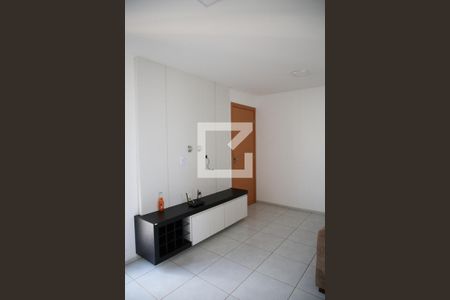 Sala de apartamento para alugar com 2 quartos, 48m² em Moinho dos Ventos, Goiânia