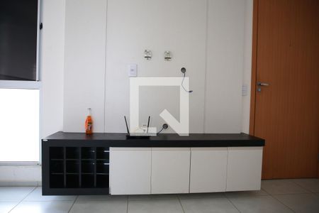 Sala de apartamento para alugar com 2 quartos, 48m² em Moinho dos Ventos, Goiânia