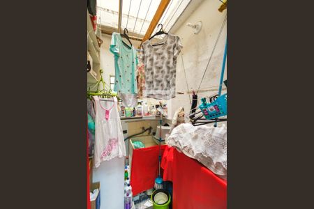 Casa à venda com 210m², 3 quartos e 3 vagas Casa à venda com 210m², 3 quartos e 3 vagasLavanderia