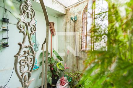 Casa à venda com 210m², 3 quartos e 3 vagas Casa à venda com 210m², 3 quartos e 3 vagasJardim de Inverno