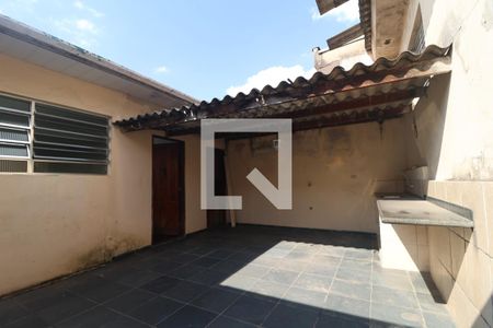 Casa à venda com 220m², 3 quartos e sem vagaQuintal