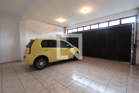 Casa à venda com 480m², 3 quartos e 3 vagasGaragem