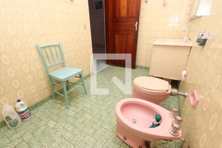 Casa à venda com 480m², 3 quartos e 3 vagasBanheiro Social