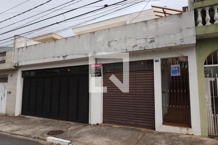 Casa à venda com 480m², 3 quartos e 3 vagasFachada