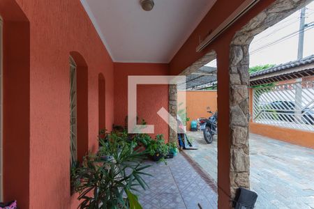 Casa à venda com 142m², 3 quartos e 5 vagasVaranda