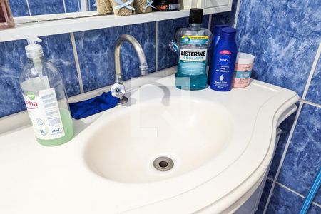 Casa à venda com 228m², 3 quartos e 2 vagas Casa à venda com 228m², 3 quartos e 2 vagasBanheiro da suíte