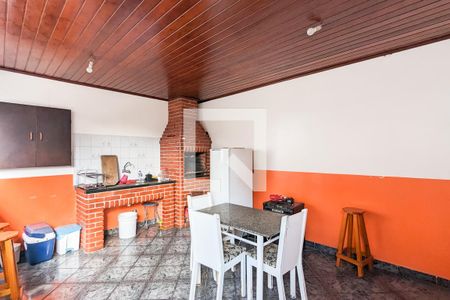 Casa à venda com 228m², 3 quartos e 2 vagas Casa à venda com 228m², 3 quartos e 2 vagasChurrasqueira