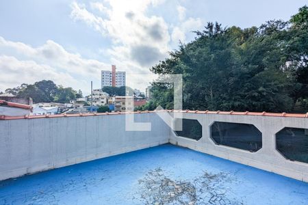 Casa à venda com 228m², 3 quartos e 2 vagas Casa à venda com 228m², 3 quartos e 2 vagasVaranda 2