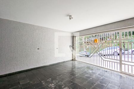 Casa à venda com 228m², 3 quartos e 2 vagas Casa à venda com 228m², 3 quartos e 2 vagasGaragem