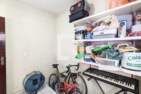 Casa à venda com 228m², 3 quartos e 2 vagas Casa à venda com 228m², 3 quartos e 2 vagasQuarto de serviço