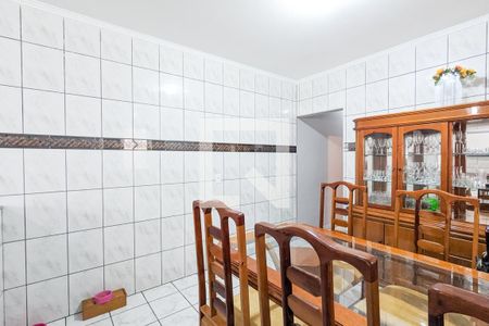 Casa à venda com 228m², 3 quartos e 2 vagas Casa à venda com 228m², 3 quartos e 2 vagasCozinha