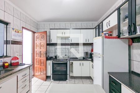 Casa à venda com 228m², 3 quartos e 2 vagas Casa à venda com 228m², 3 quartos e 2 vagasCozinha