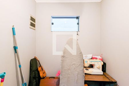 Casa à venda com 228m², 3 quartos e 2 vagas Casa à venda com 228m², 3 quartos e 2 vagasSaleta