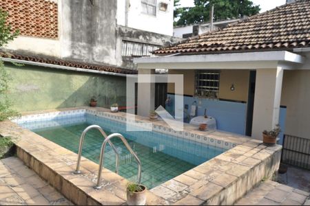 Casa à venda com 149m², 3 quartos e 1 vagaÁrea externa