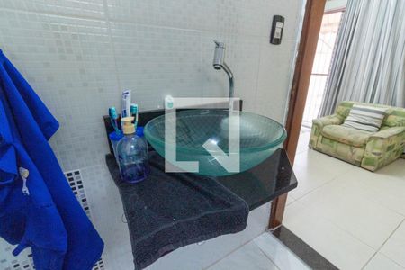 Casa à venda com 149m², 3 quartos e 2 vagasBanheiro da Suíte