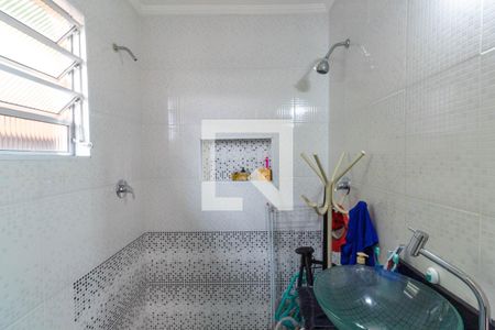 Casa à venda com 149m², 3 quartos e 2 vagasBanheiro da Suíte