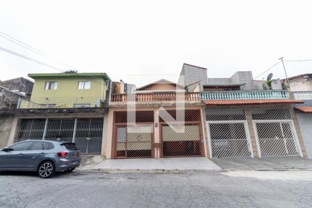 Casa à venda com 149m², 3 quartos e 2 vagasFachada
