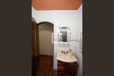 Casa à venda com 240m², 3 quartos e 2 vagas Casa à venda com 240m², 3 quartos e 2 vagasBanheiro 1