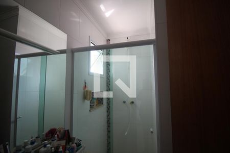 Casa à venda com 300m², 4 quartos e 4 vagasBanheiro da Suíte 1